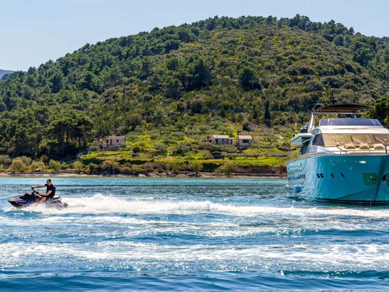 italversil PHANTOM charter bareboat or captained in  Split