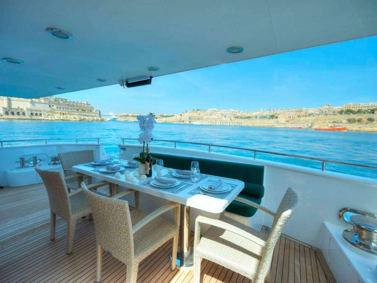 Luxury Yacht for rent Valletta at the best price