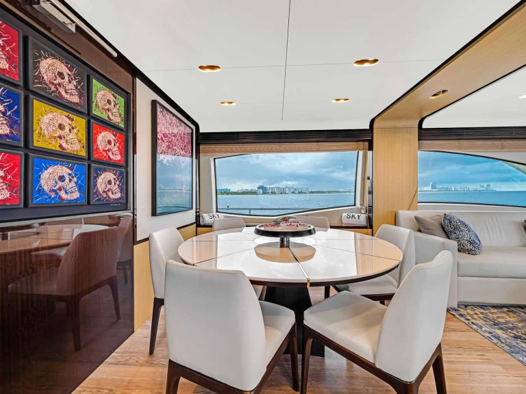 Rent a Azimut Sky Bahamas