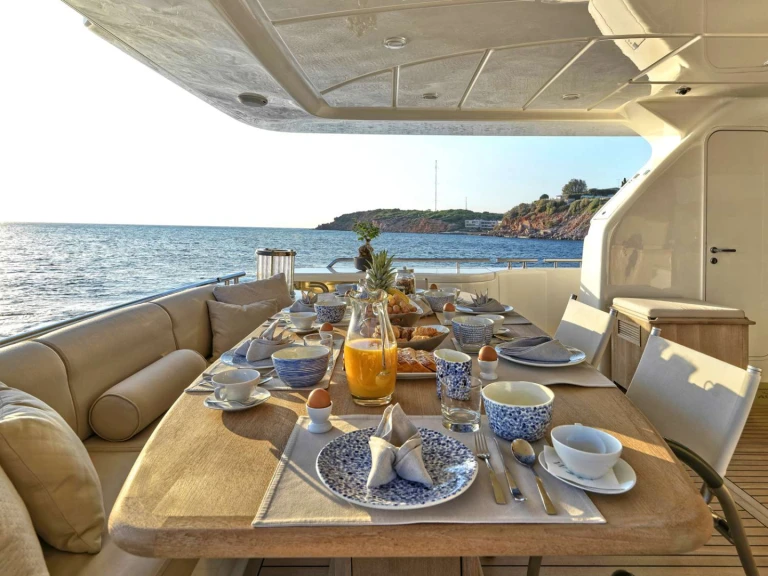 Ferretti JULIE M in Athens on SamBoat