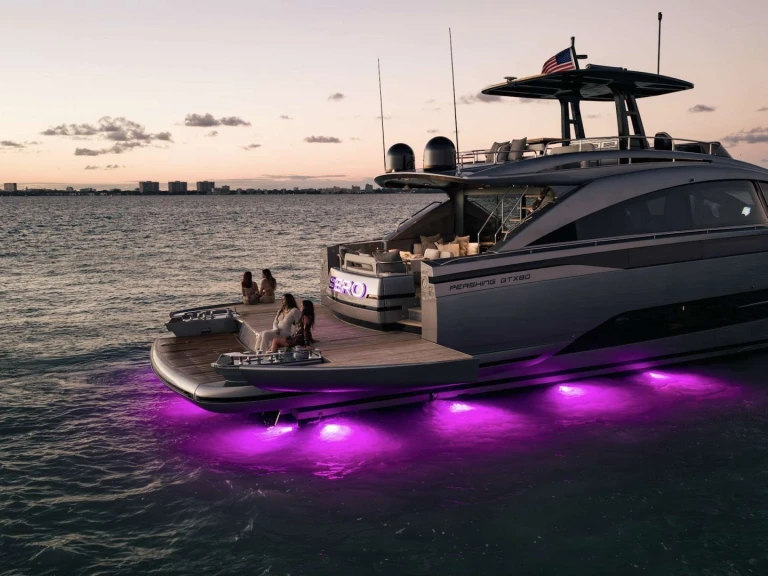Luxury Yacht rental with or without captain Pershing Suffolk