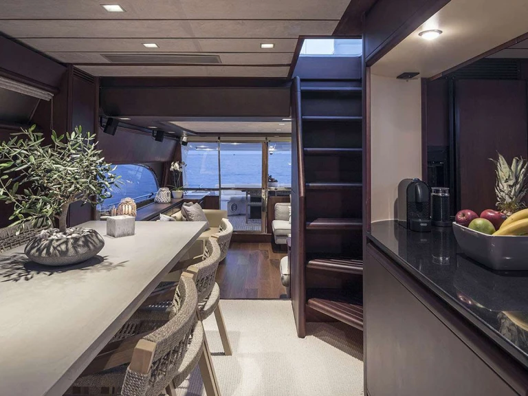 Yacht charter Athens cheap LAZY DAYS