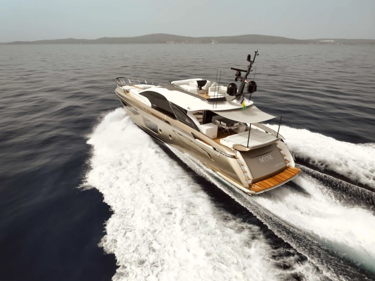 Luxury Yacht for rent Skradin at the best price