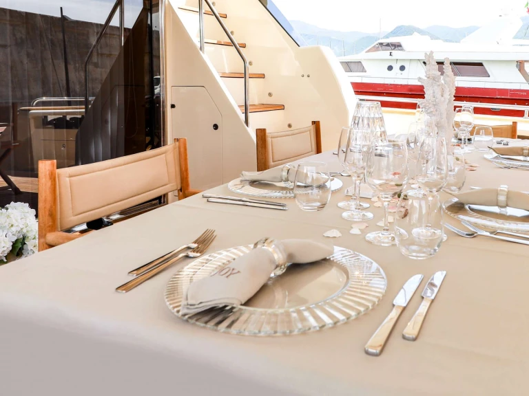 Rent a Filippetti Yachts JOY Castellammare di Stabia