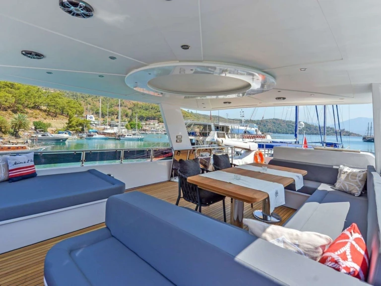 Luxury Yacht rental in Greece - Custom FLOKI