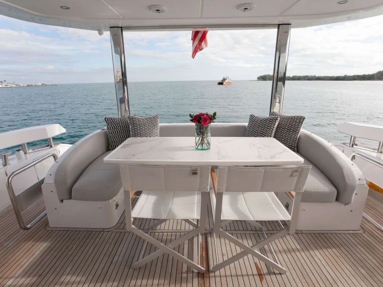 Bareboat Rental Luxury Yacht Azimut with a boat licence
