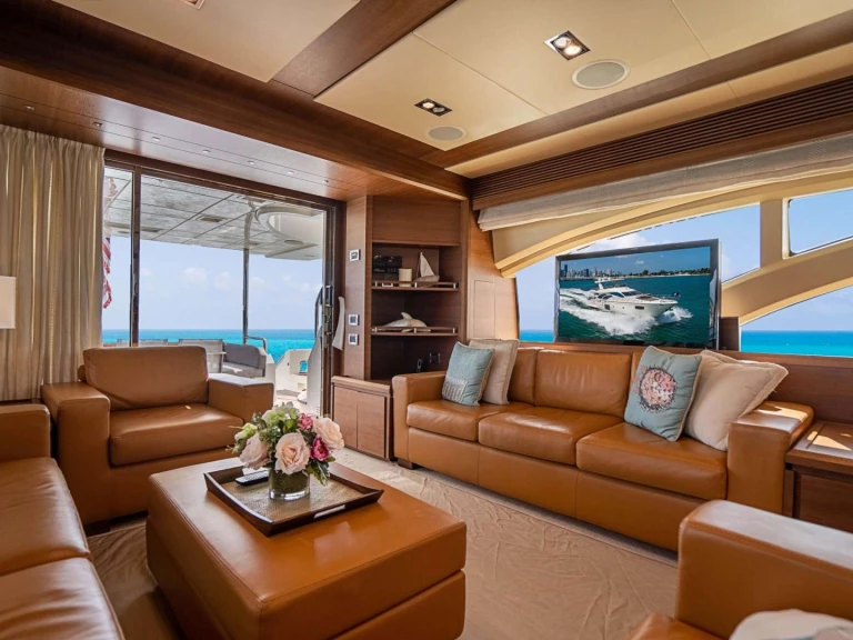 Azimut OWN THE NIGHT in Miami on SamBoat