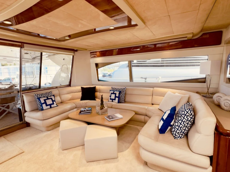 Boat rental Ferretti ARCELIA in Athens on Samboat