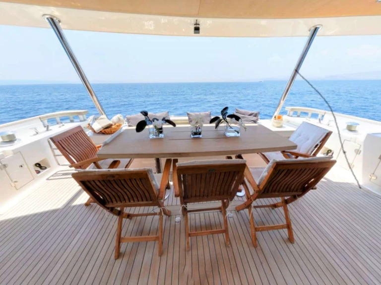 Boat rental Aicon QUESTA e VITA in Athens on Samboat