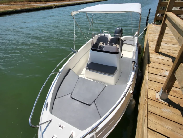 Motorboat rental with or without captain Pacific Craft Palavas-les-Flots
