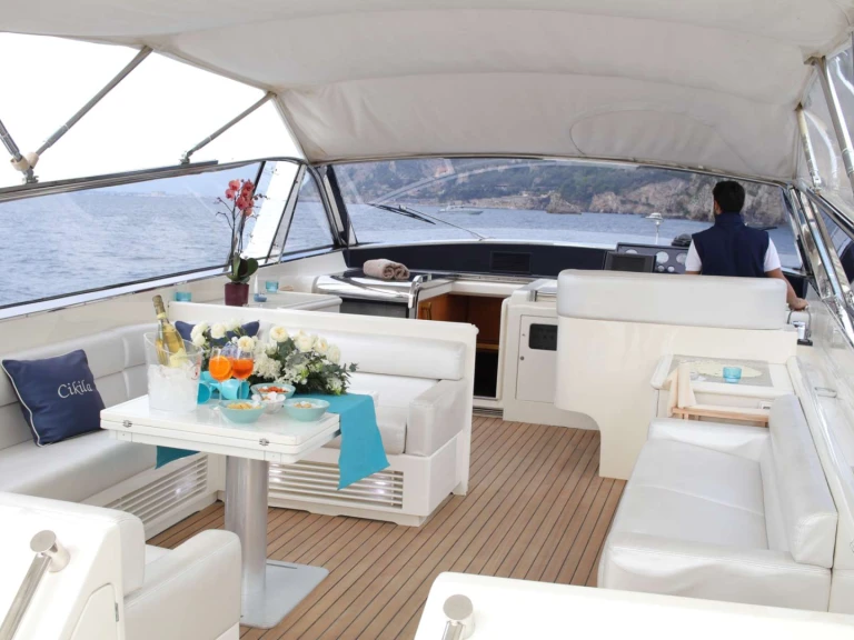 Luxury Yacht rental with or without captain Leopard Sorrento