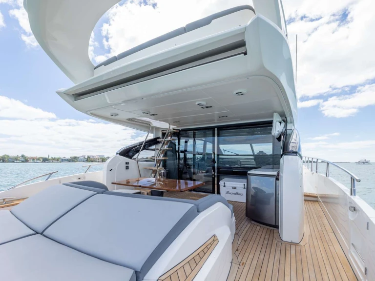Princess Viking Snowbird in Miami on SamBoat