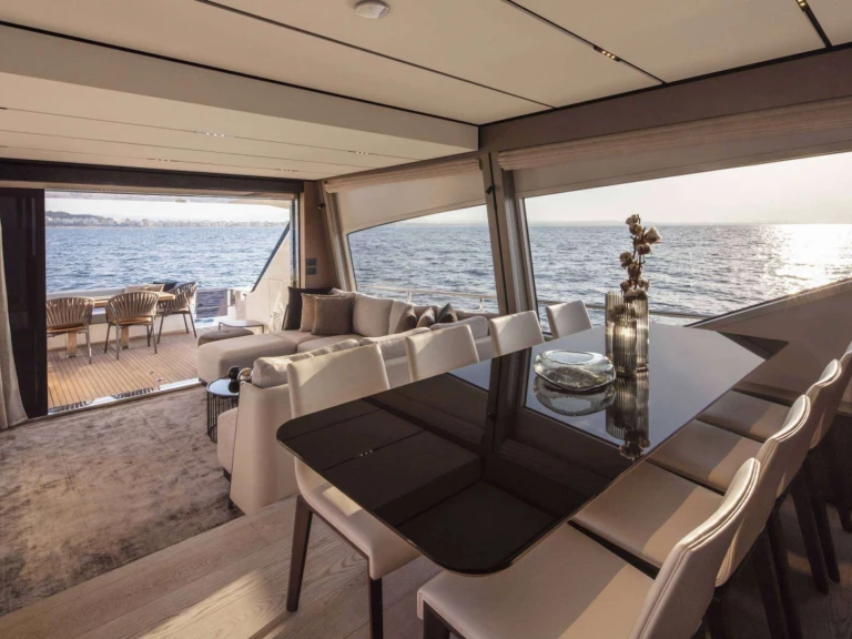 Luxury Yacht rental with or without captain Ferretti Sorrento