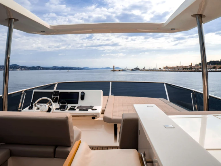 Luxury Yacht rental in French Riviera - Prestige Yachts Romy One