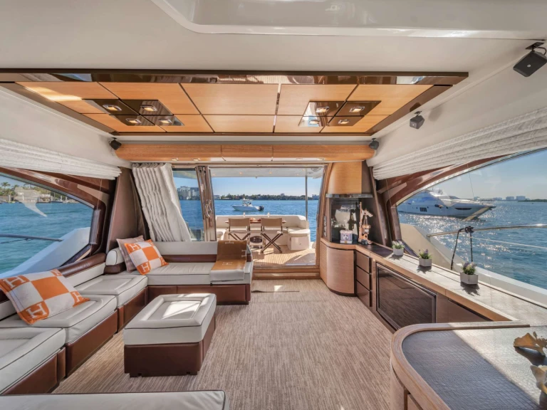 Boat rental Azimut LUPO in Sunny Isles Beach (City) on Samboat