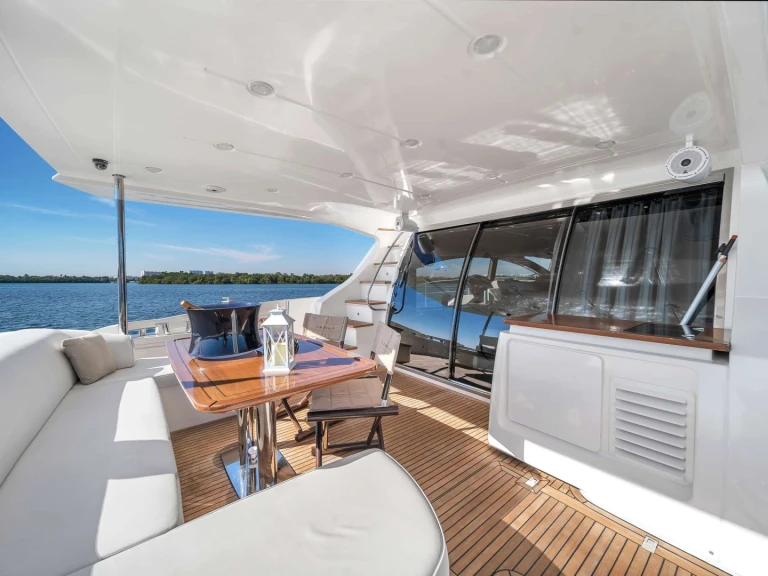 Rent a Azimut LUPO II Sunny Isles Beach