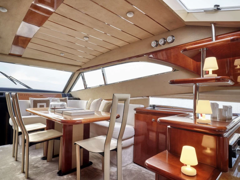 Luxury Yacht for rent Athens at the best price