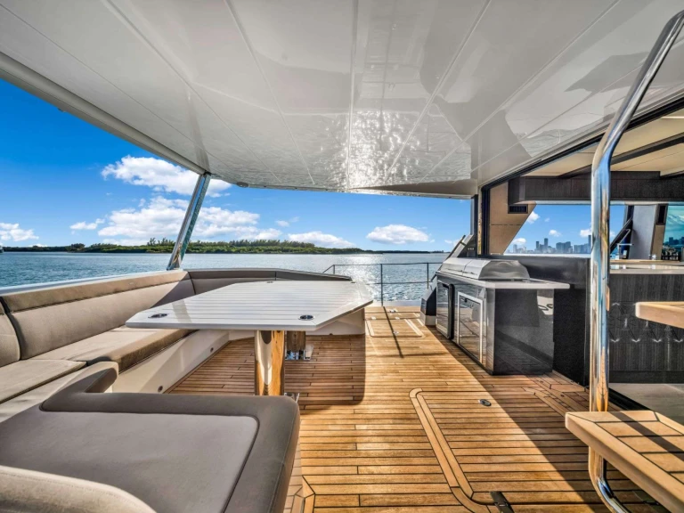 Luxury Yacht rental with or without captain Galeon Sag Harbor