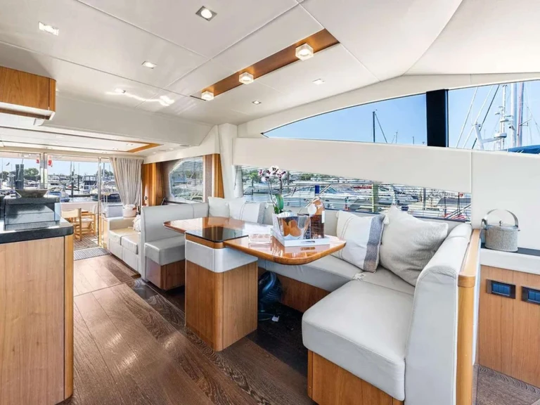 Luxury Yacht rental with or without captain Sunseeker Port Washington
