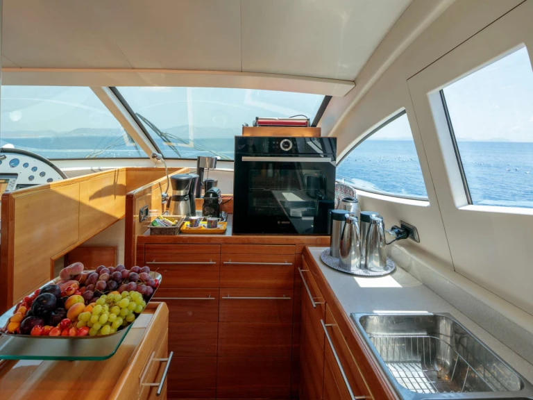 Boat rental Aicon GEORGE V in Athens on Samboat