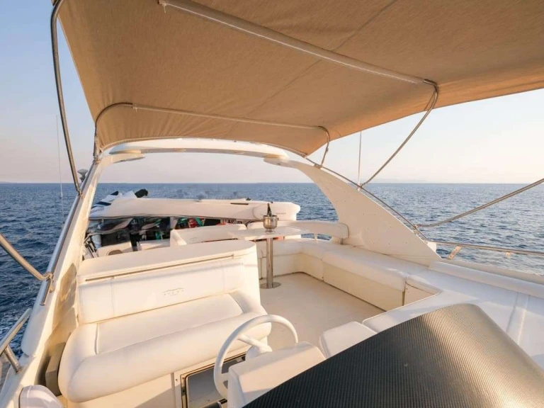 Aicon SUMMER THERAPY in Athens on SamBoat
