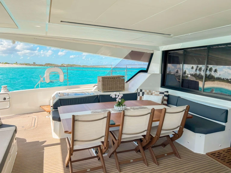 Yacht charter Nassau cheap PRINCESS MILA