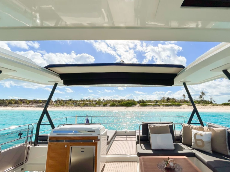 Luxury Yacht rental in Nassau - Fountaine Pajot PRINCESS MILA