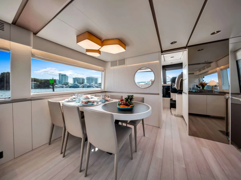 Luxury Yacht rental in Fort Lauderdale - Azimut Knot Caught Slippin