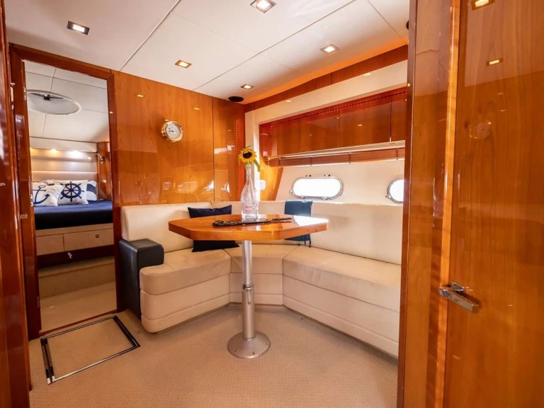 Bareboat Rental Luxury Yacht Sunseeker with a boat licence