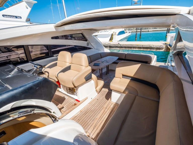 Yacht charter Fajardo cheap The Commissioner 