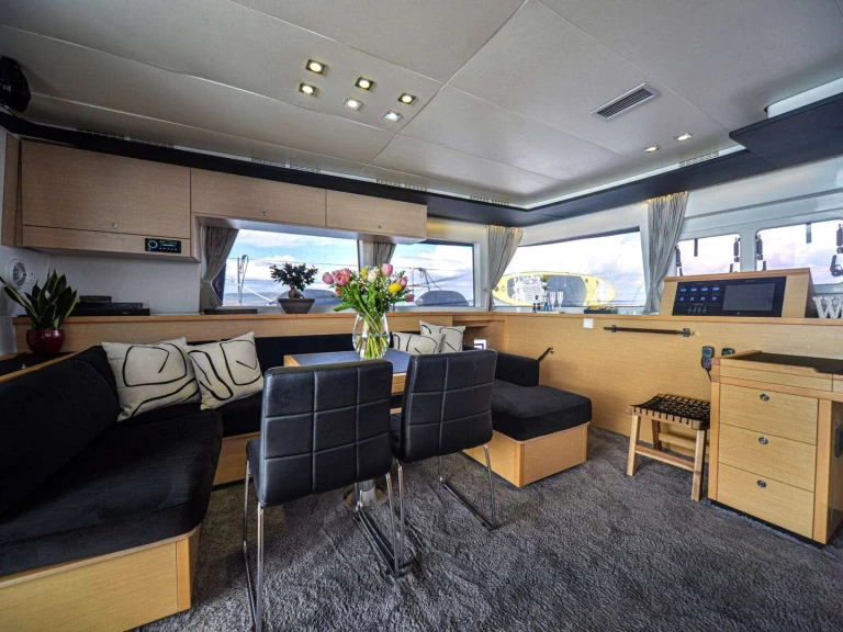 Luxury Yacht rental in Mykonos (Island) - Lagoon AURA