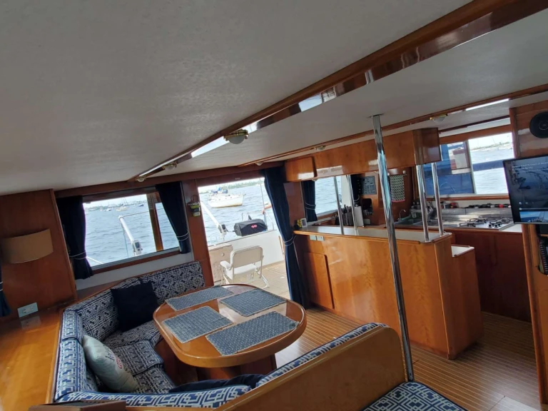Luxury Yacht rental with or without captain ALLIAURA MAR Vero Beach