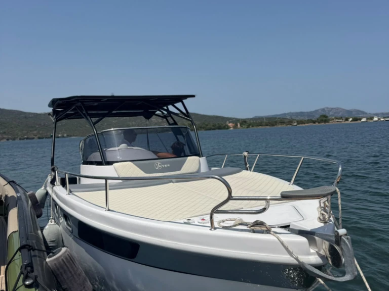 Rent a Saver Saver 750 Cabin  Porto Rotondo
