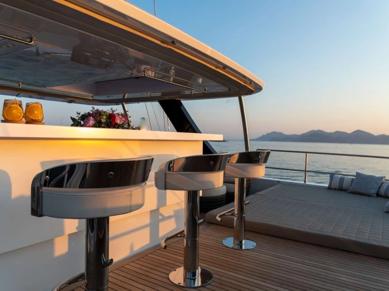 Boat rental Sunreef ENDLESS HORIZON in British Virgin Islands (BVI) on Samboat