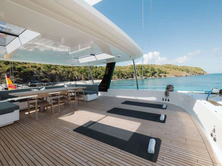 Rent a Sunreef ENTRE4 Canouan Island