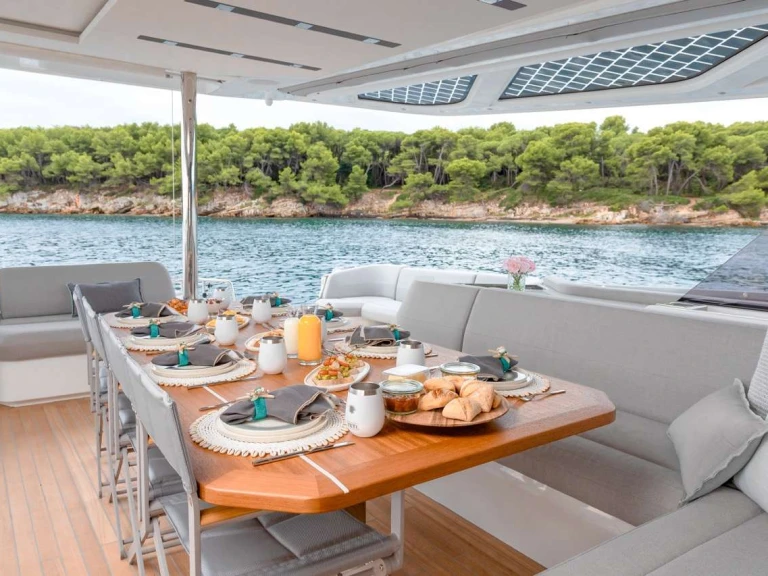 Yacht charter Caribbean cheap Thira 80