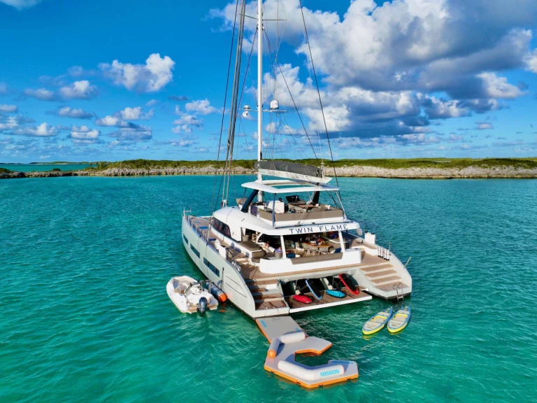 Yacht charter British Virgin Islands (BVI) cheap SEMPER LUX