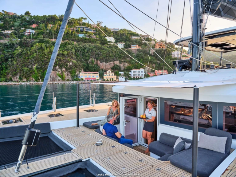 Lagoon Lagoon Sixty5 2025 in Naples on SamBoat