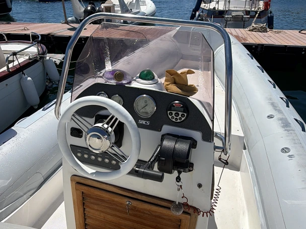 RIB for rent Porto di Torre del Greco at the best price