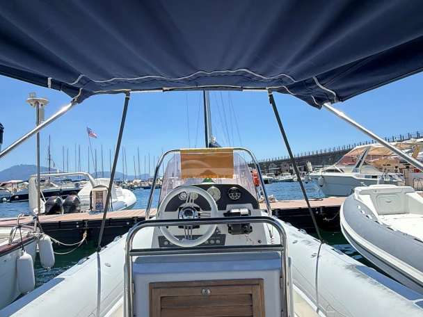 RIB for rent Porto di Torre del Greco at the best price