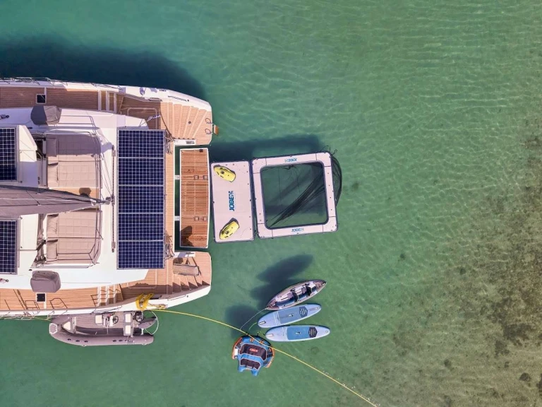 Bareboat Rental Luxury Yacht Fountaine Pajot with a boat licence