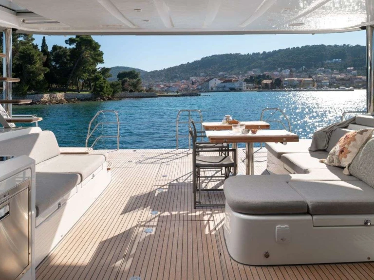 Luxury Yacht for rent Split at the best price