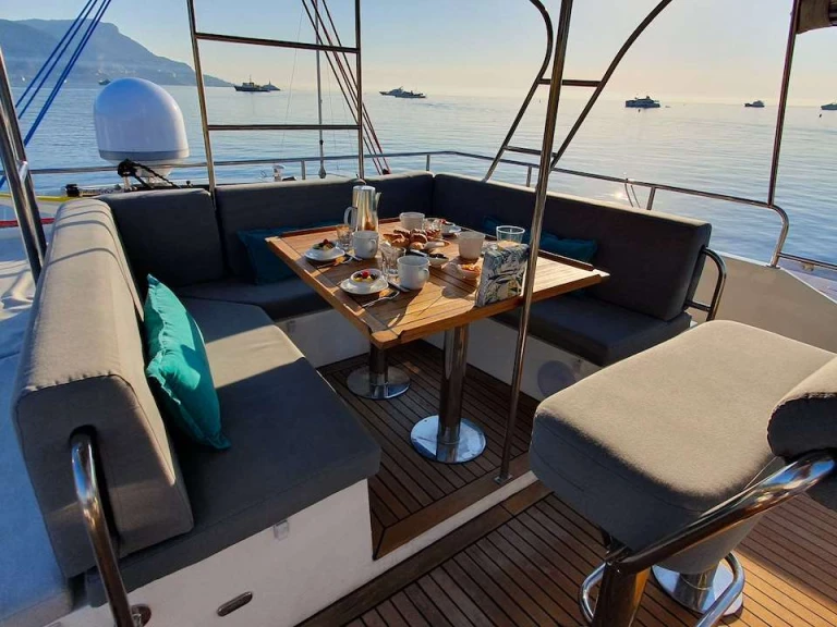 Luxury Yacht rental with or without captain Sunreef Porto-Vecchio