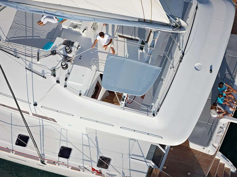 Luxury Yacht rental with or without captain Lagoon Fiumicino
