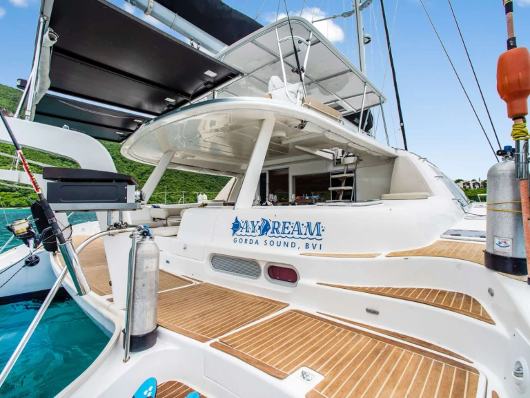Leopard DAYDREAM in Tortola on SamBoat