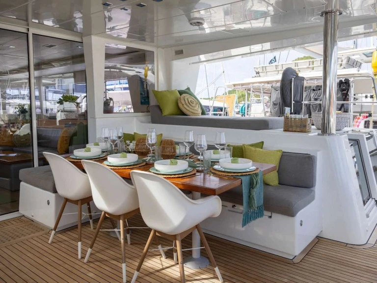 Luxury Yacht for rent British Virgin Islands (BVI) at the best price