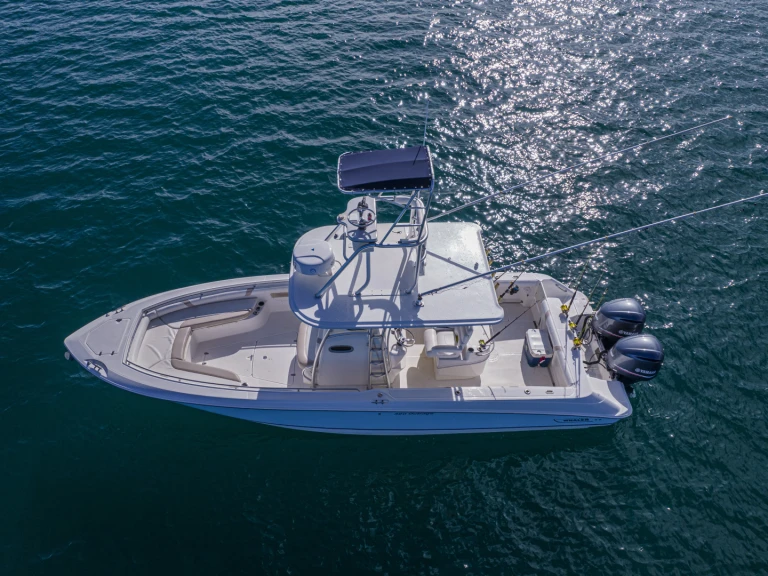 Motorboat rental with or without captain Custom Made Bahía Culebra