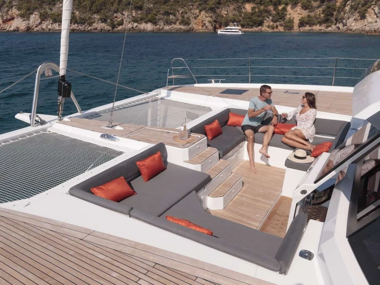Luxury Yacht for rent Piraeus at the best price