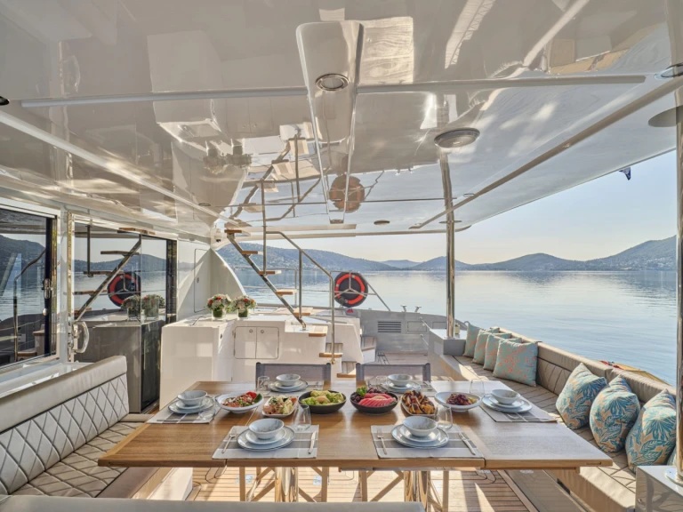 Yacht charter Croatia cheap Zora Nua