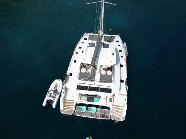 Yacht charter British Virgin Islands (BVI) cheap KRAZY KAT